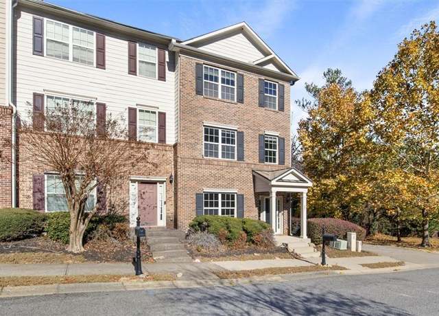 Property at 5667 Cascade Run SW, Atlanta, GA 30336, 3 beds, 3 baths