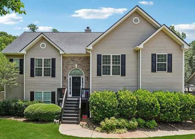 Property at 107 Laurel Oaks Ln, Jefferson, GA 30549, 5 beds, 3 baths