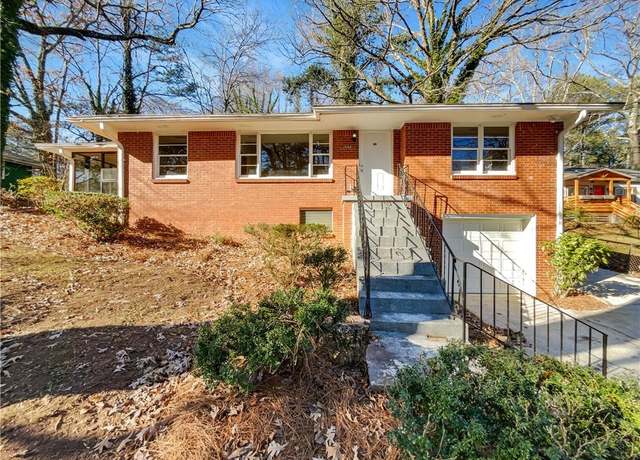 Property at 2694 Hedgewood Dr NW, Atlanta, GA 30311, 3 beds, 2 baths