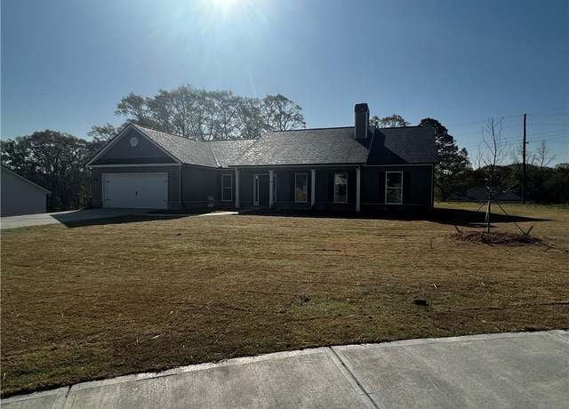 Property at 324 Advent Dr, Winder, GA 30680, 3 beds, 2.5 baths