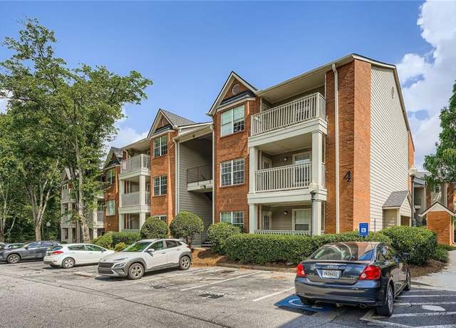 Property at 4109 Chastain Park Ct NE, Atlanta, GA 30342, 1 bed, 1 bath