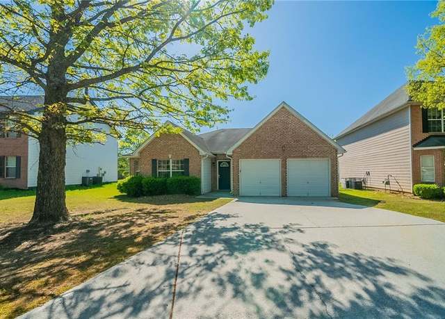 Property at 1401 Kala Dr, Lithonia, GA 30058, 3 beds, 2.5 baths