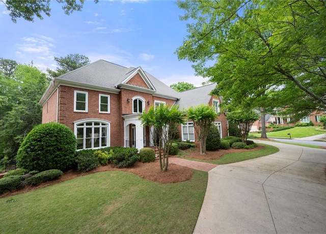 Property at 2743 Long Grove Dr, Marietta, GA 30062, 6 beds, 5.5 baths