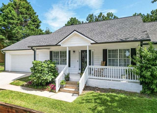 Property at 354 Shoal Ct, Lawrenceville, GA 30046, 3 beds, 2 baths