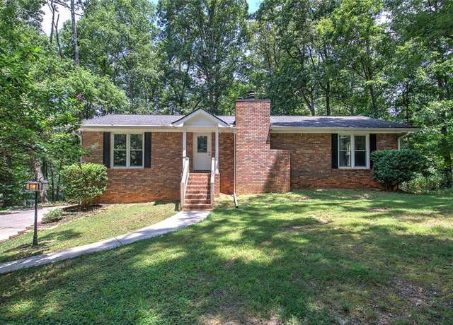 Property at 2140 Mcduffie Rd, Austell, GA 30106, 3 beds, 3 baths