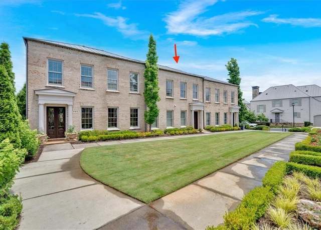 Property at 102 Grand Cres, Alpharetta, GA 30009, 5 beds, 5 baths