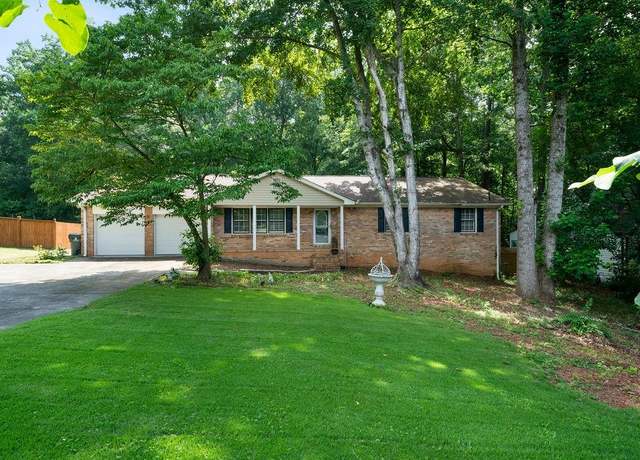 Property at 5070 Maryland Dr NW, Acworth, GA 30101, 3 beds, 2 baths