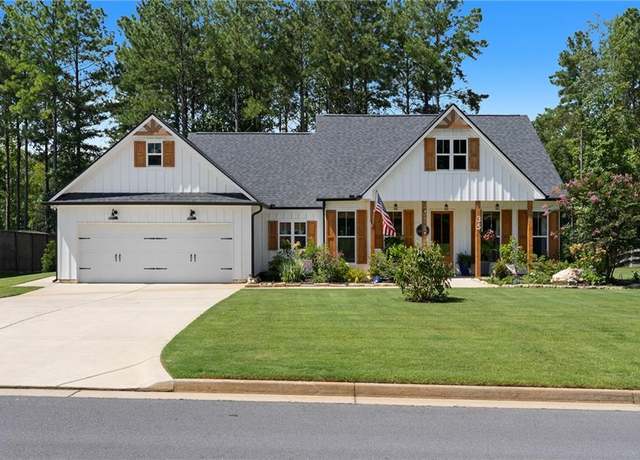 Property at 35 Barnwood Dr, Rockmart, GA 30153, 3 beds, 2 baths