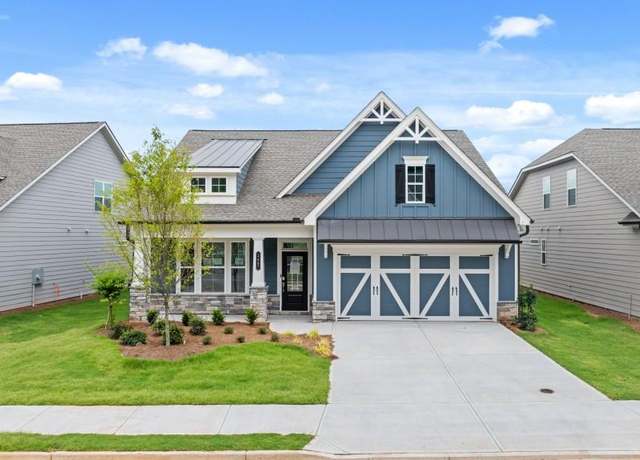 Property at 2827 Freshwater Ct, Gainesville, GA 30507, 3 beds, 2 baths