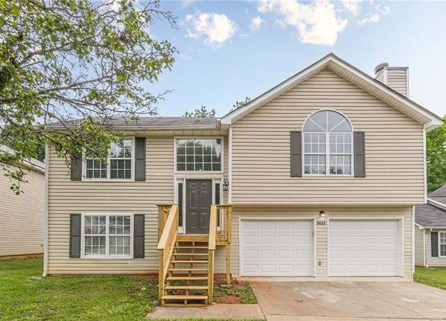 Property at 3022 Stonebridge Creek Dr, Lithonia, GA 30058, 3 beds, 2 baths