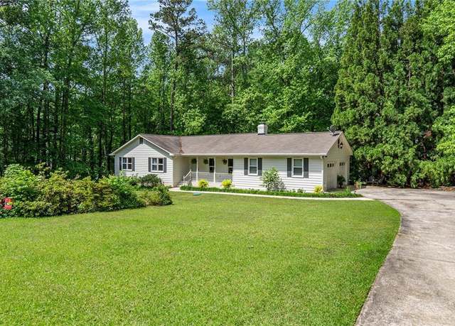 Property at 1824 Mcclung Rd, Hiram, GA 30141, 3 beds, 2 baths