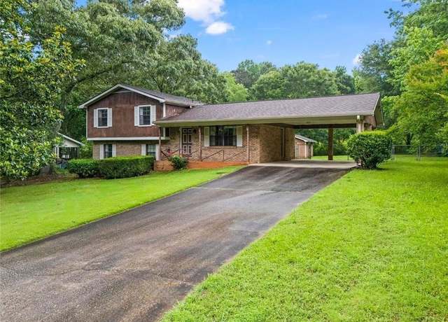 Property at 140 Carriage Cir, Stockbridge, GA 30281, 3 beds, 2 baths