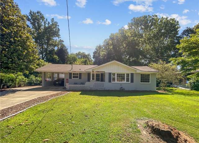 Property at 1766 Derrill Dr, Decatur, GA 30032, 3 beds, 2 baths