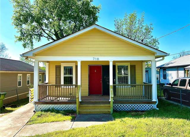 Property at 718 Dalvigney St NW, Atlanta, GA 30318, 3 beds, 1 bath