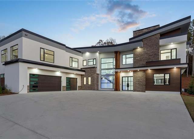 Property at 1678 Thomas Dr, Hoschton, GA 30548, 5 beds, 6.5 baths