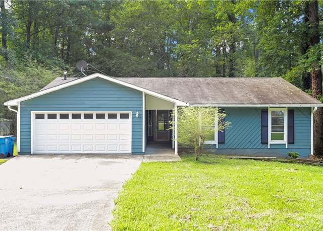 Property at 815 Oxford Hall Dr, Lawrenceville, GA 30044, 3 beds, 2 baths