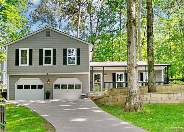 Property at 4330 Volnay Ct NE, Marietta, GA 30066, 3 beds, 2.5 baths
