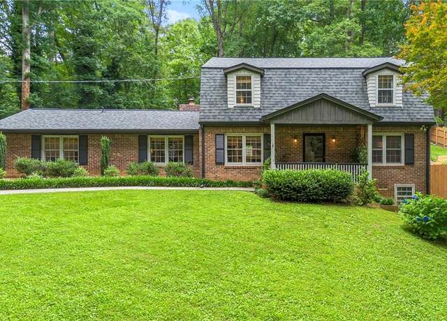 Property at 1050 Lake Charles Dr, Roswell, GA 30075, 4 beds, 2.5 baths