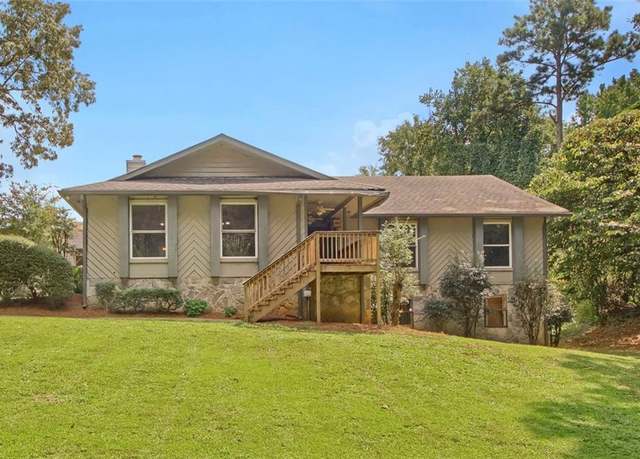 Property at 1769 Elizabeth Ct SW, Conyers, GA 30094, 5 beds, 3 baths