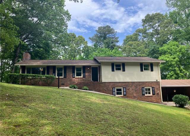 Property at 215 N Etowah Ct, Canton, GA 30114, 3 beds, 2 baths