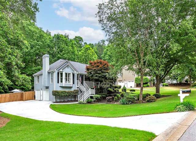 Property at 489 Warrenton Dr, Douglasville, GA 30134, 3 beds, 2 baths