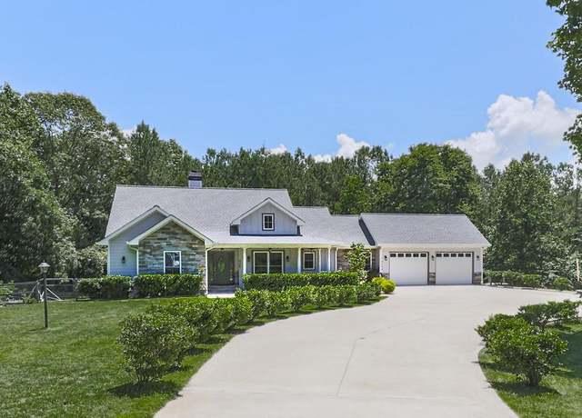 Property at 430 Cajun Dr, Ellijay, GA 30540, 4 beds, 4 baths