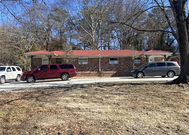 Property at 2899 Shallowford Rd NE, Chamblee, GA 30341, 4 beds, 2 baths