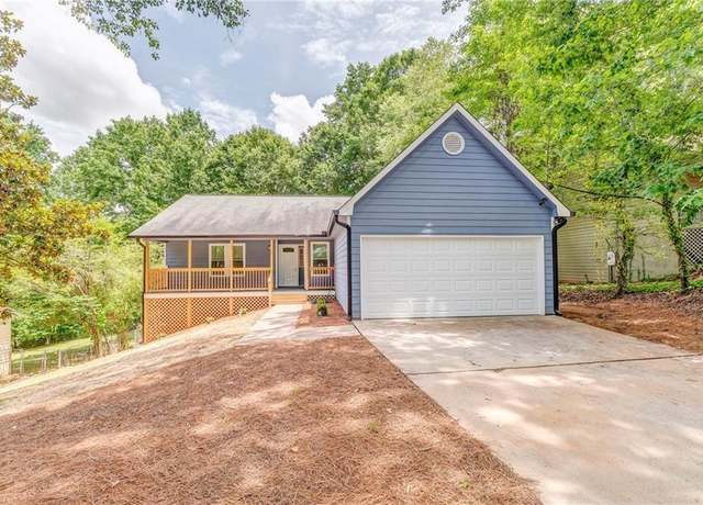 Property at 7074 Babbling Brook Dr, Jonesboro, GA 30236, 3 beds, 2 baths