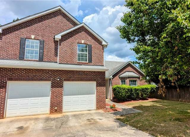 Property at 1780 Spring Hill Cv, Lithonia, GA 30058, 3 beds, 2.5 baths