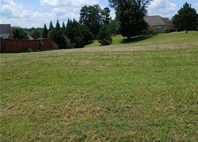 Property at 205 Josiah Ct, Macon, GA 31220