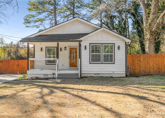 Property at 1905 Glenhaven Cir, Decatur, GA 30035, 3 beds, 3 baths