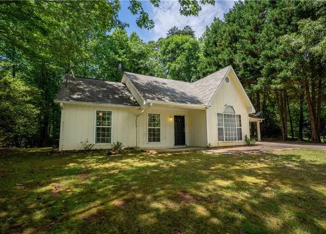 Property at 5340 Young Deer Dr, Cumming, GA 30041, 2 beds, 2 baths