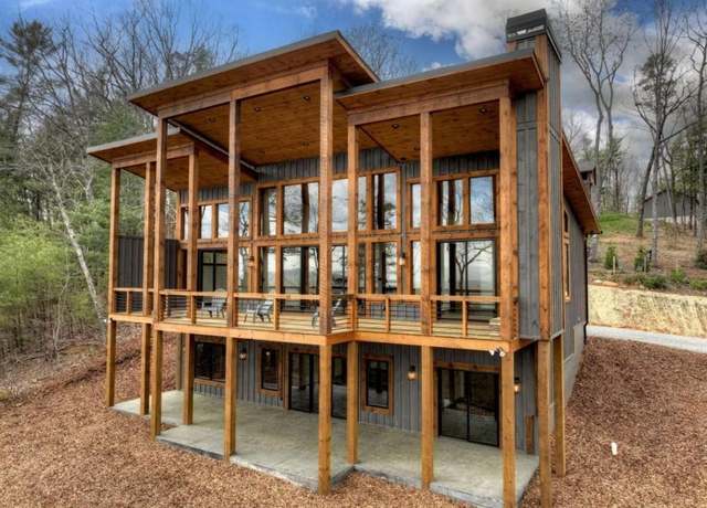 Property at 768 Cherokee Cir, Ellijay, GA 30540, 4 beds, 4 baths