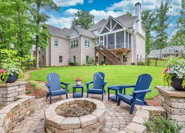 Property at 541 Saint Ives Walk, Monroe, GA 30655, 4 beds, 4.5 baths