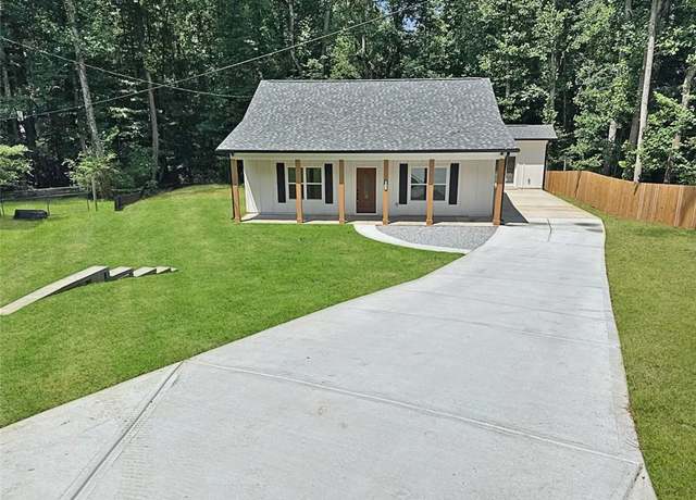 Property at 1337 Fairfield Dr, Lilburn, GA 30047, 2 beds, 2 baths