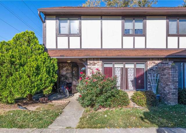 Property at 1200 Ashborough Ter SE Unit A, Marietta, GA 30067, 3 beds, 1.5 baths