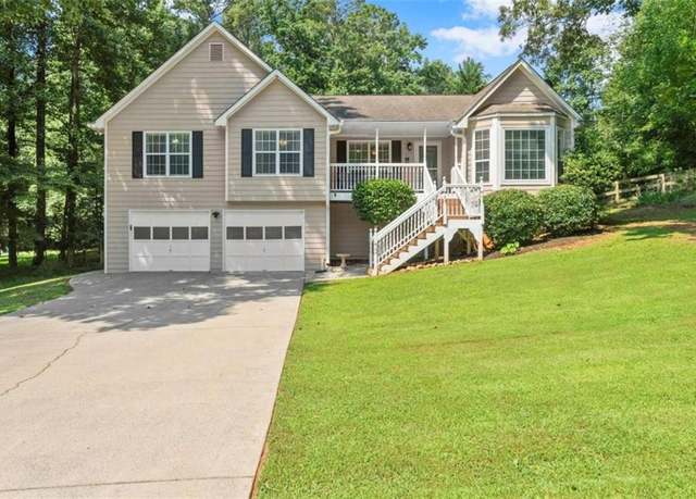 Property at 15 Miners Pt SE, Acworth, GA 30102, 3 beds, 2.5 baths