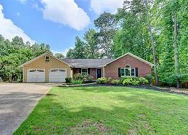 Property at 2842 Cardinal Lake Dr, Duluth, GA 30096, 3 beds, 3.5 baths