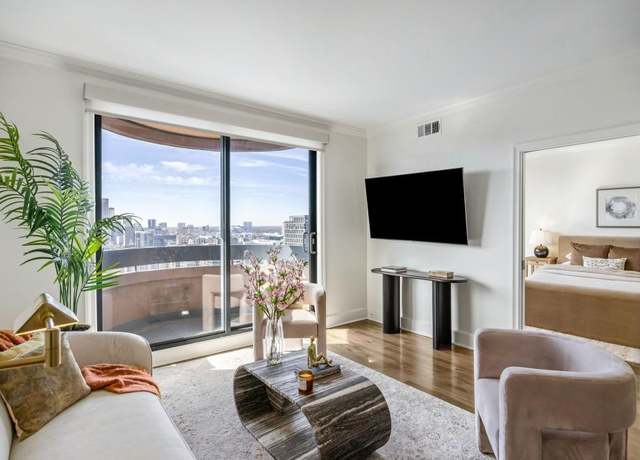 Property at 75 14th St NE #3830, Atlanta, GA 30309, 1 bed, 1 bath