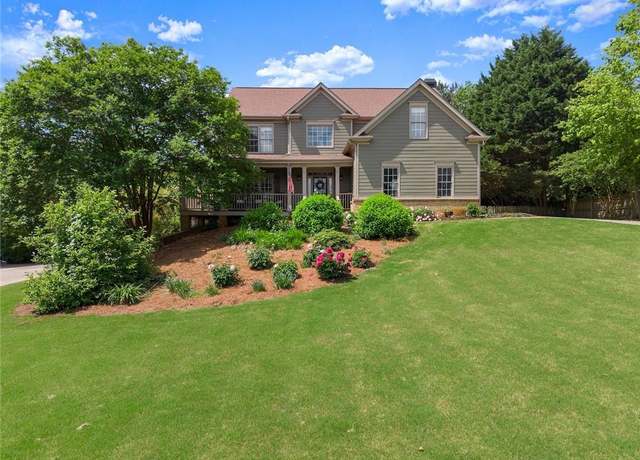 Property at 8815 Stone River Dr, Gainesville, GA 30506, 5 beds, 3.5 baths