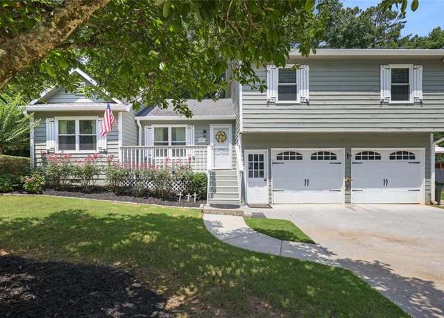 Property at 7020 Sumit Creek Dr NW, Kennesaw, GA 30152, 3 beds, 2 baths