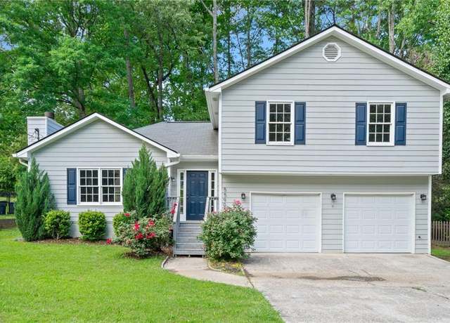 Property at 5590 Princeton Oaks Dr, Sugar Hill, GA 30518, 4 beds, 2.5 baths