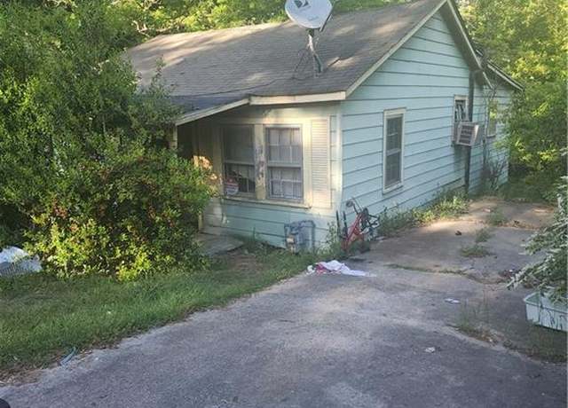 Property at 3491 Bond St W, Macon, GA 31204, 2 beds, 1 bath