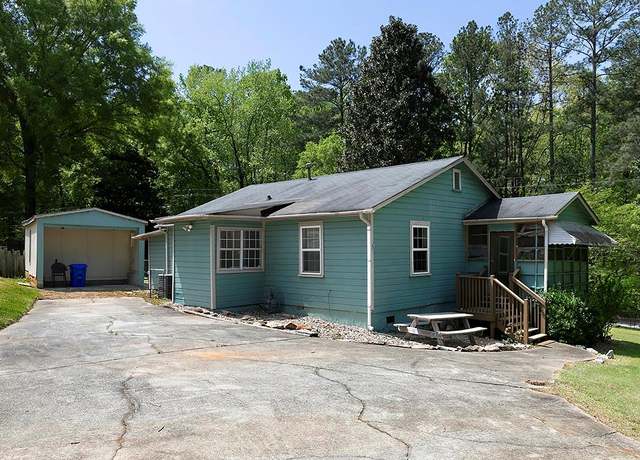Property at 6296 Longino Dr, Union City, GA 30291, 3 beds, 2 baths