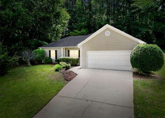 Property at 5600 Walnut Creek Ct NW, Lilburn, GA 30047, 3 beds, 2 baths