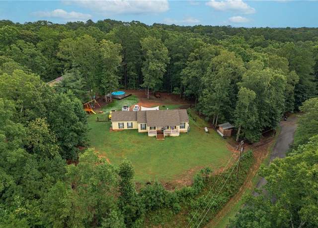 Property at 501 Coreen Ct, Canton, GA 30114, 3 beds, 2 baths