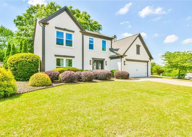Property at 4115 Ancroft Cir, Peachtree Corners, GA 30092, 4 beds, 2.5 baths