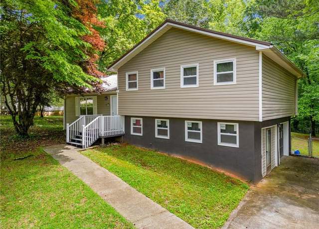 Property at 115 S Meadowcliff Cir, Carrollton, GA 30116, 3 beds, 2 baths