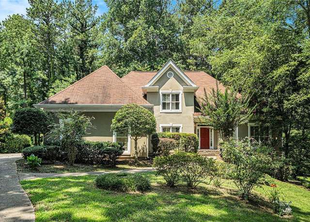 Property at 2695 Moon Cabin Dr, Powder Springs, GA 30127, 5 beds, 4 baths