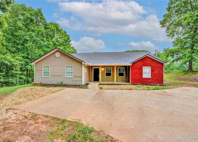 Property at 126 Usher Ln, Covington, GA 30016, 4 beds, 2 baths